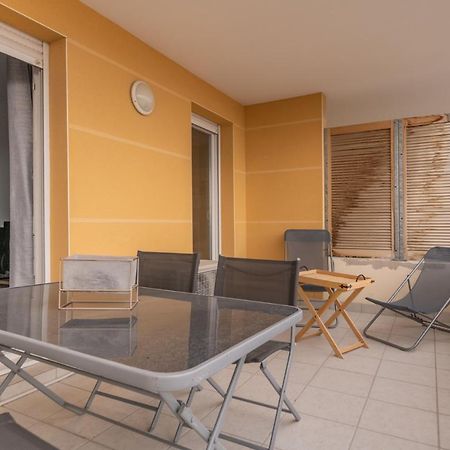 Appt De Charme Avec Grand Balcon Proche Avignon Wifi Gratuit Leilighet Monteux Eksteriør bilde