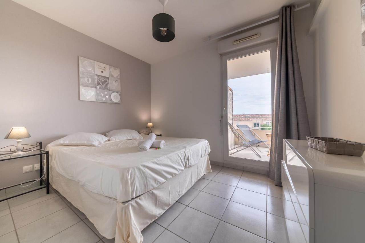 Appt De Charme Avec Grand Balcon Proche Avignon Wifi Gratuit Leilighet Monteux Eksteriør bilde